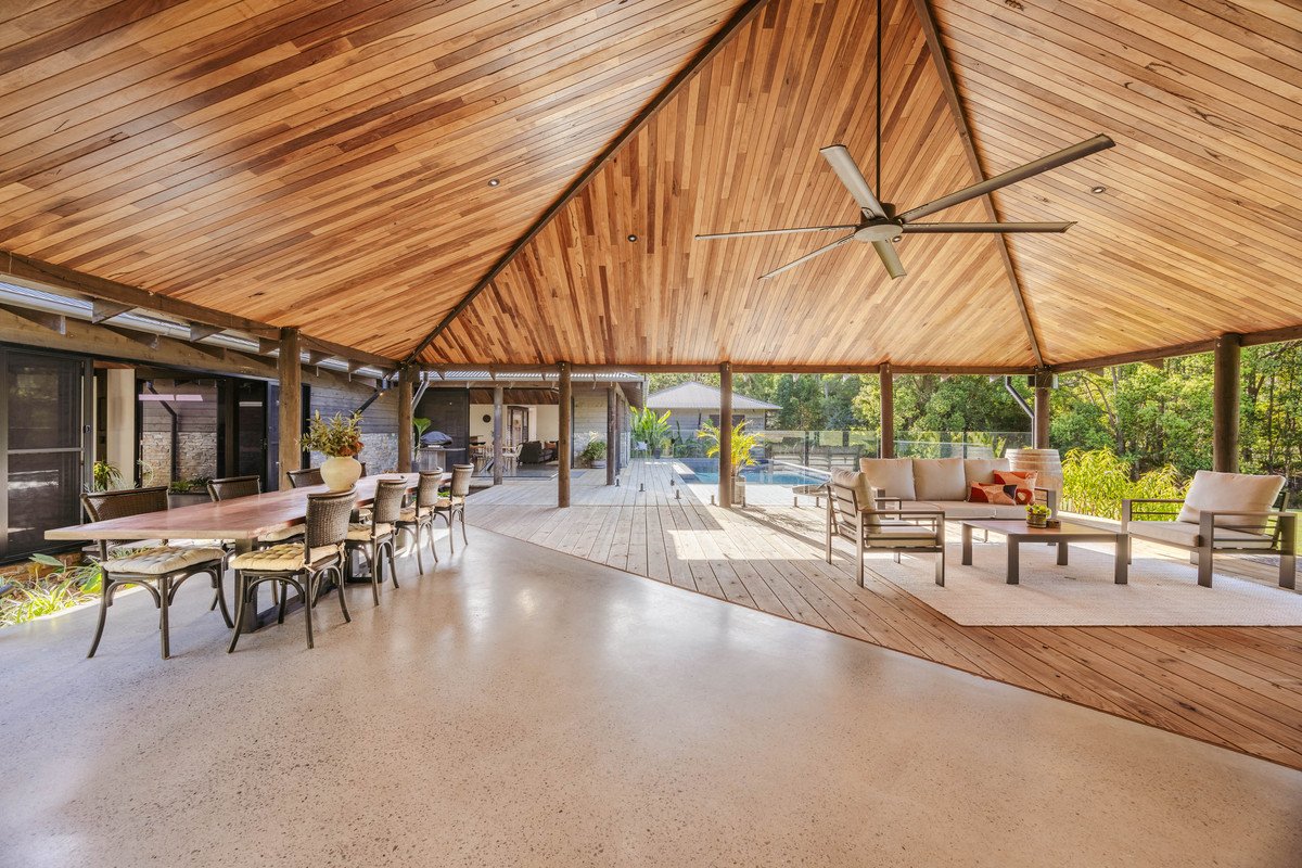 564 Currumbin Creek Road Currumbin Valley 15