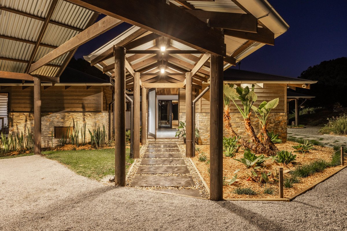 564 Currumbin Creek Road Currumbin Valley 33