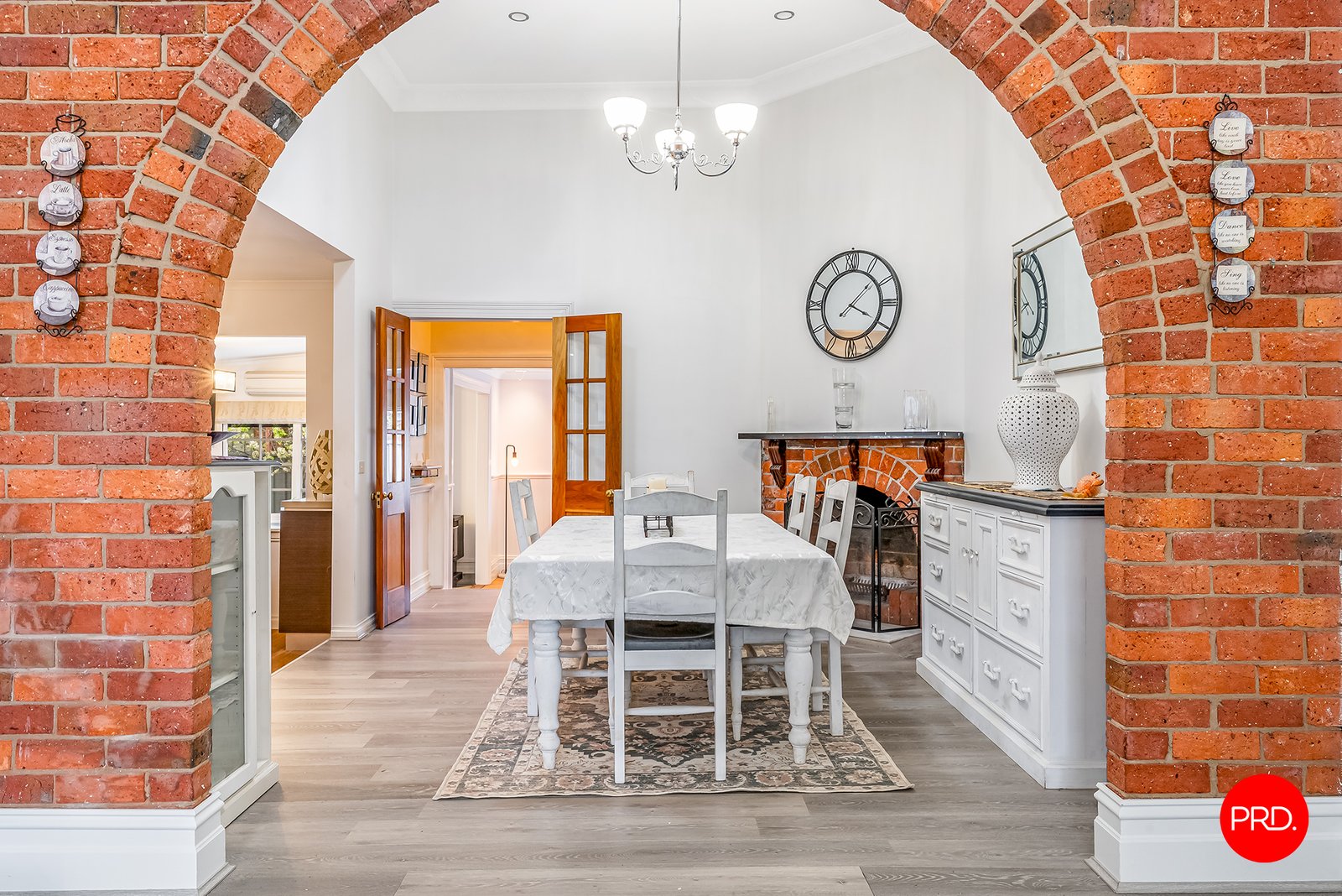 564 Hargreaves Street BENDIGO 9