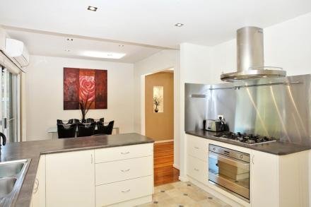Gallery: 564 South Road