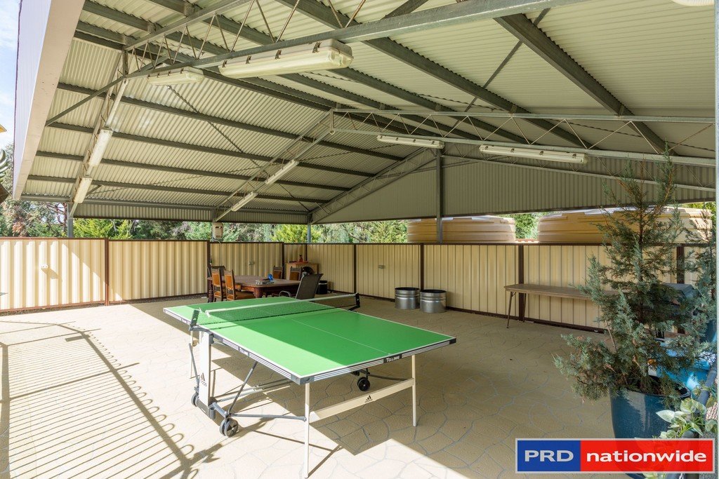 565 Plains Road HOSKINSTOWN 19