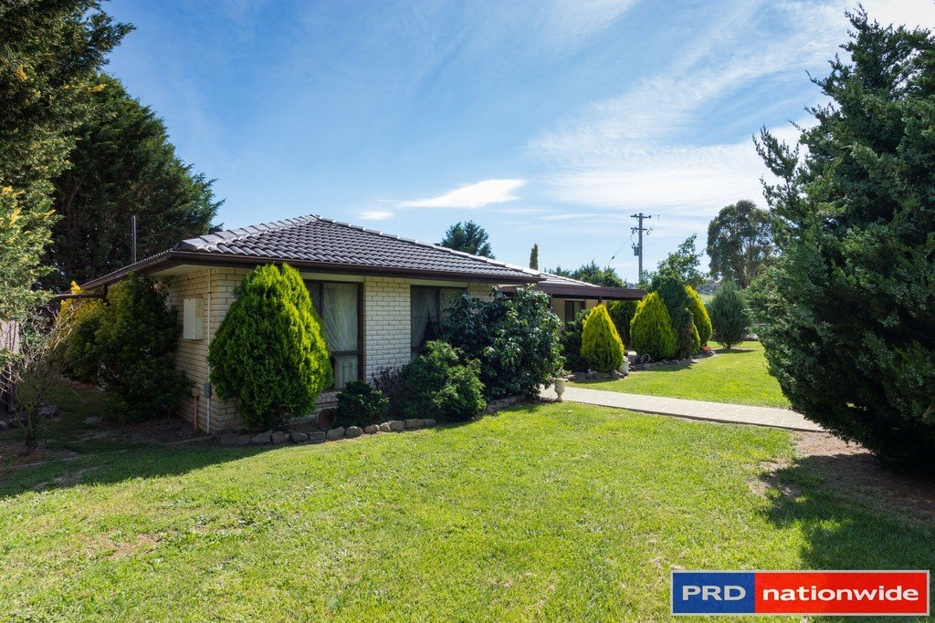 565 Plains Road HOSKINSTOWN 20