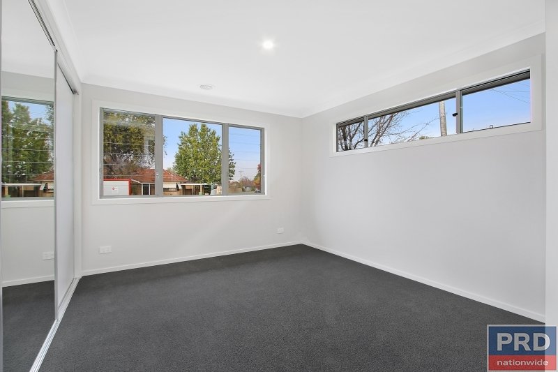 566 Douglas Road LAVINGTON 4