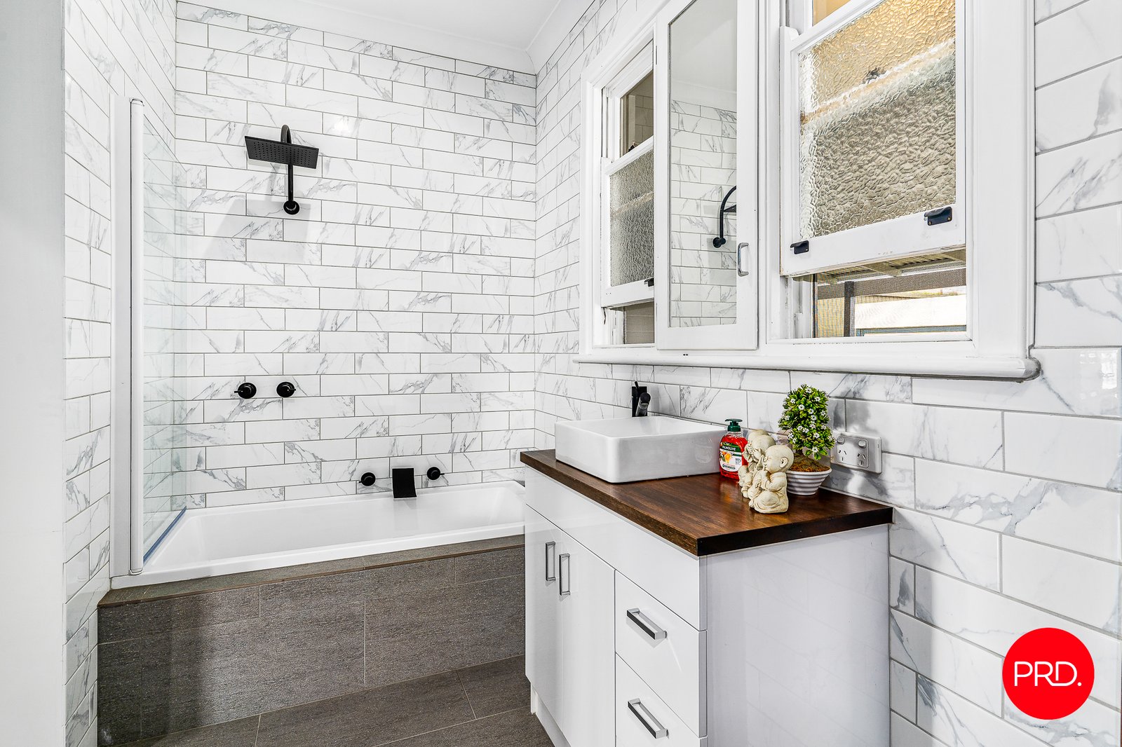 566 Napier Street WHITE HILLS 14