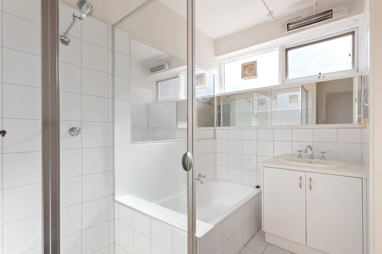 Real Estate and Property in 5/663 Inkerman Road, Caulfield North, VIC