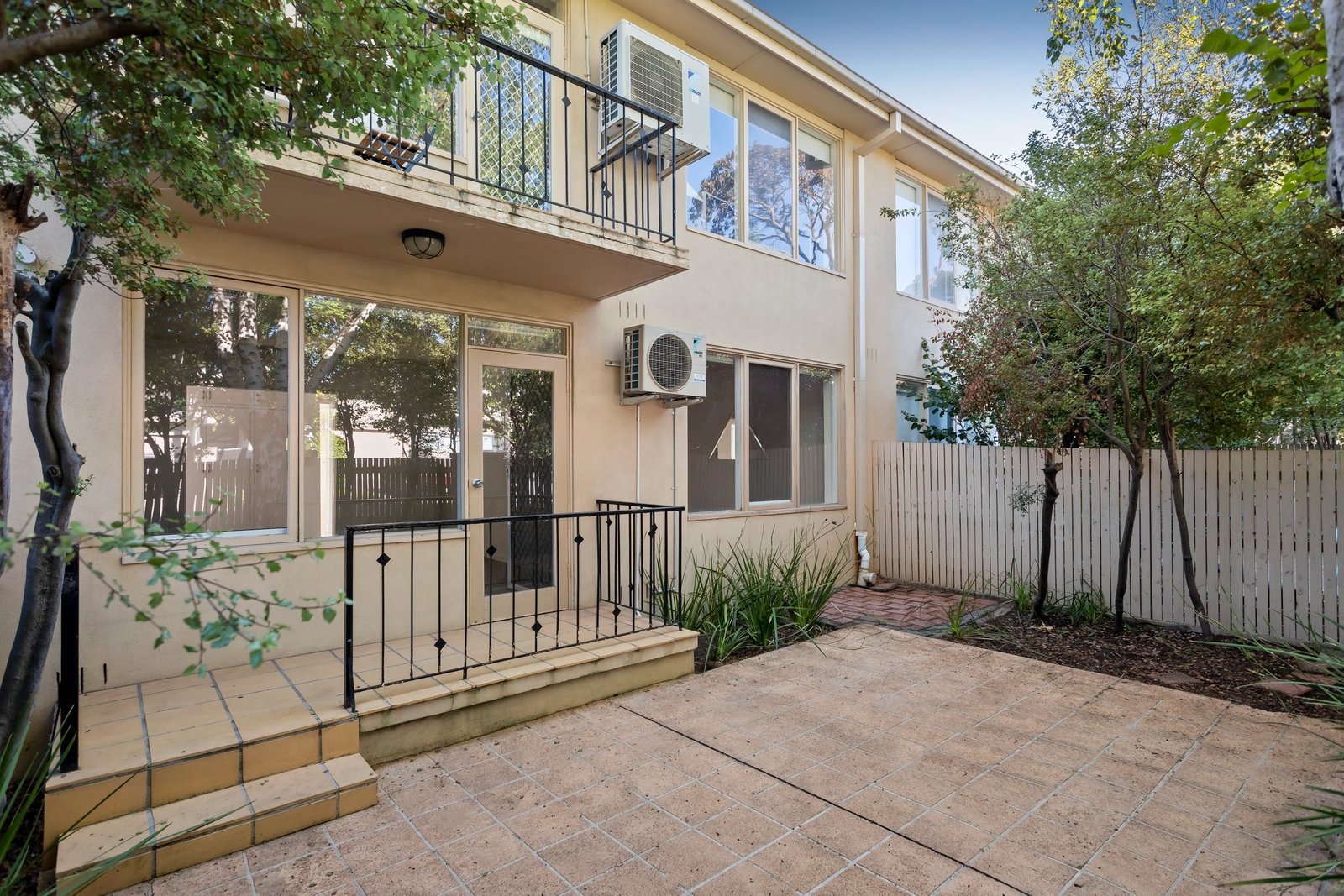 Real Estate and Property in 5/663 Inkerman Road, Caulfield North, VIC