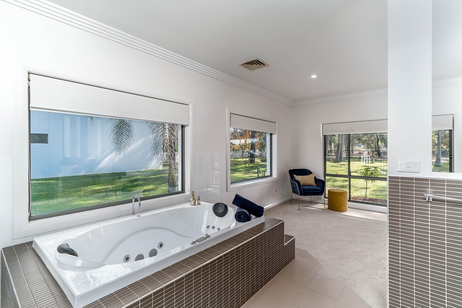 567 Kooringal Road LAKE ALBERT 7