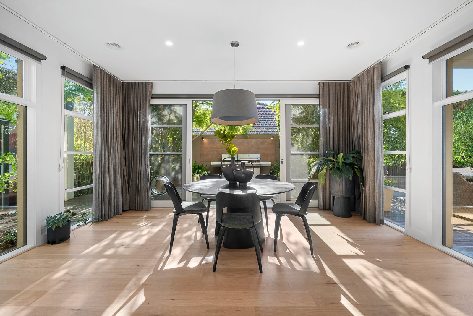 Gallery: 568 Balcombe Road