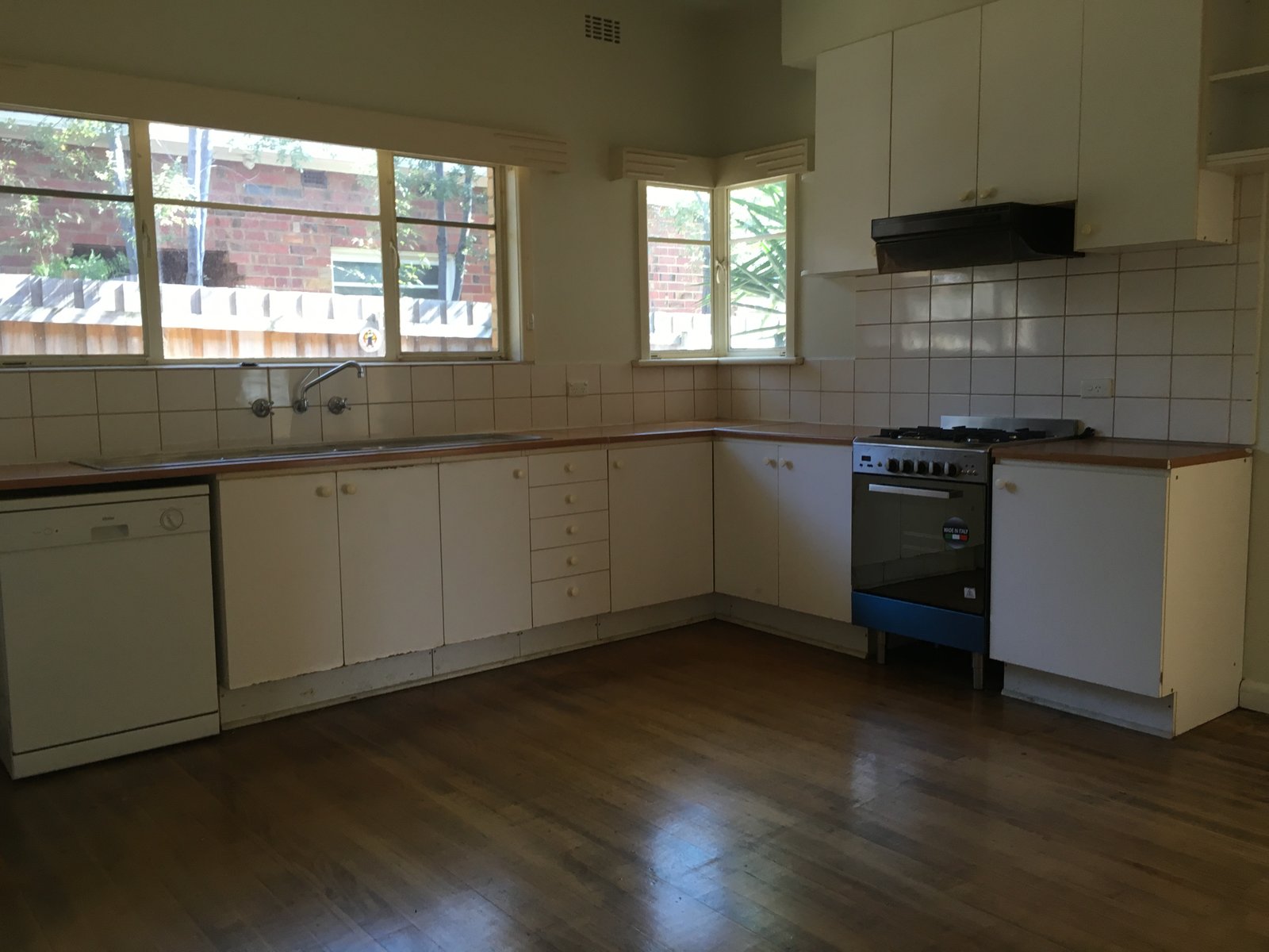 Gallery: 568 Camberwell Road