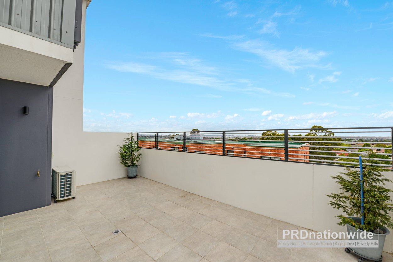 56/884 Canterbury Road ROSELANDS 7