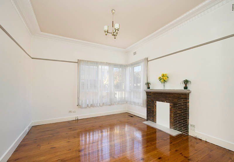 Gallery: 569 Centre Road