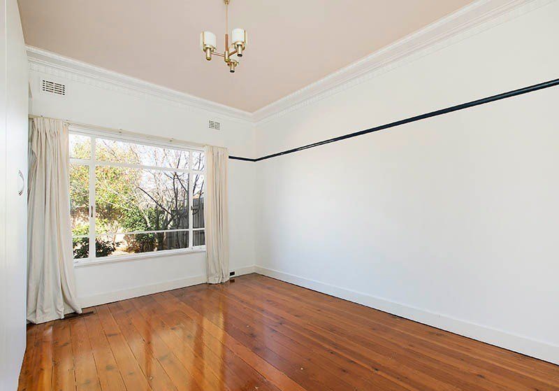 Gallery: 569 Centre Road