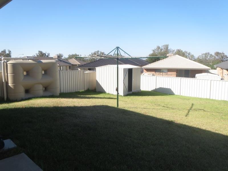 56a Orley Drive TAMWORTH 4