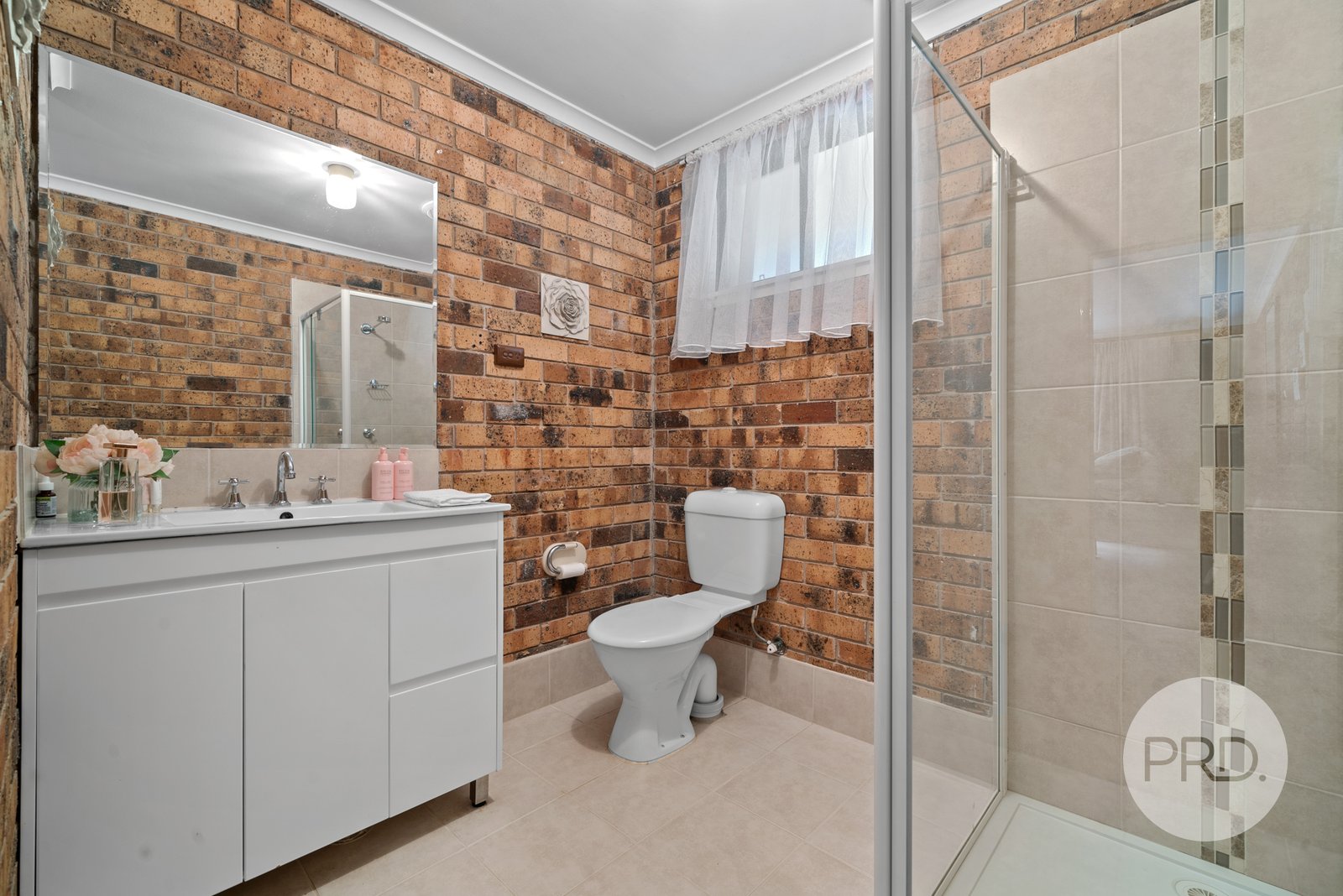 57-59 Anna Street URANA 10