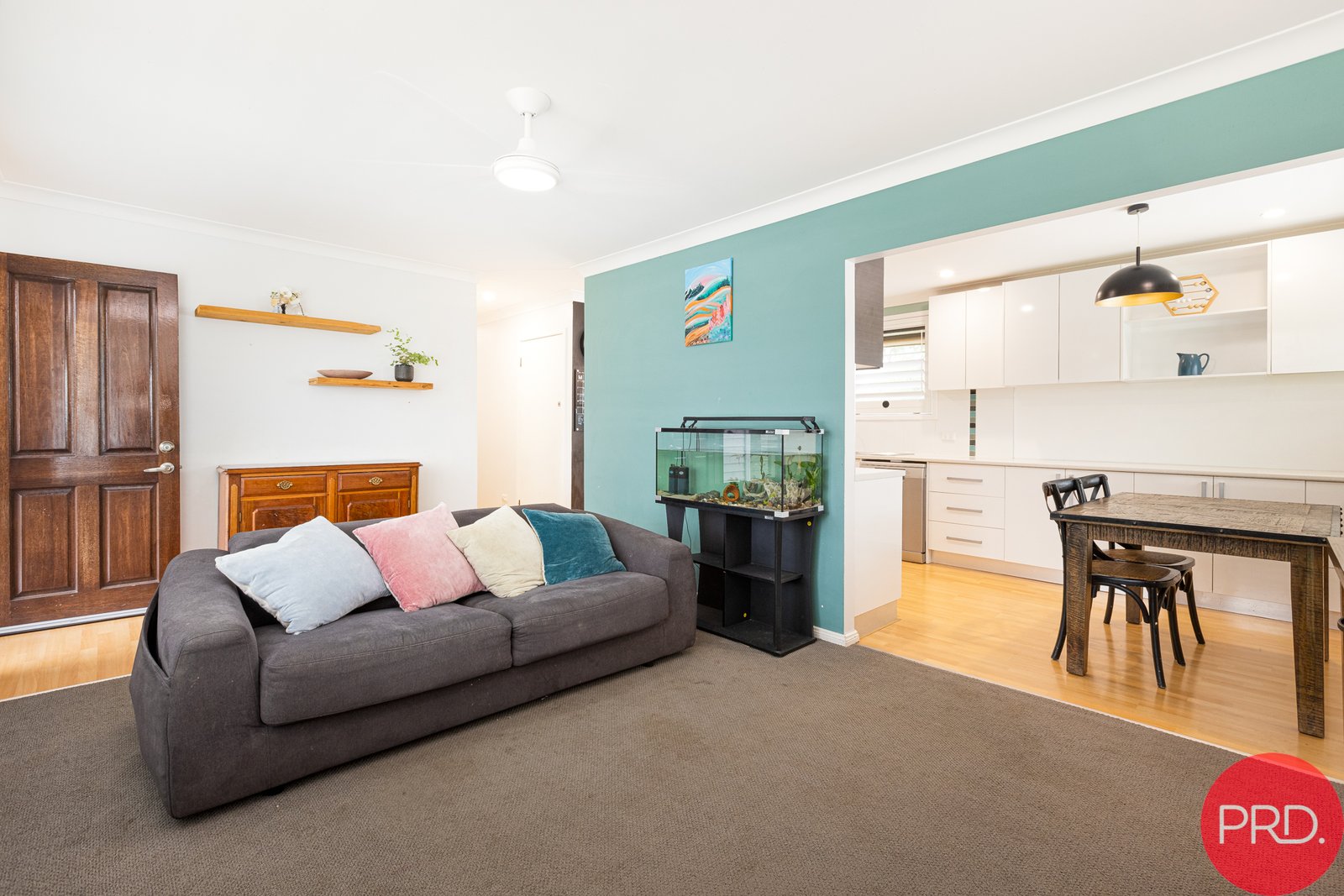 57 Appleton Avenue WESTON 27