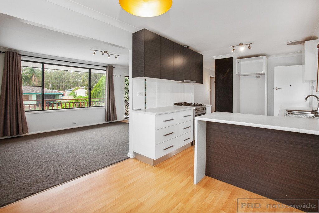 57 Appleton Avenue WESTON 6