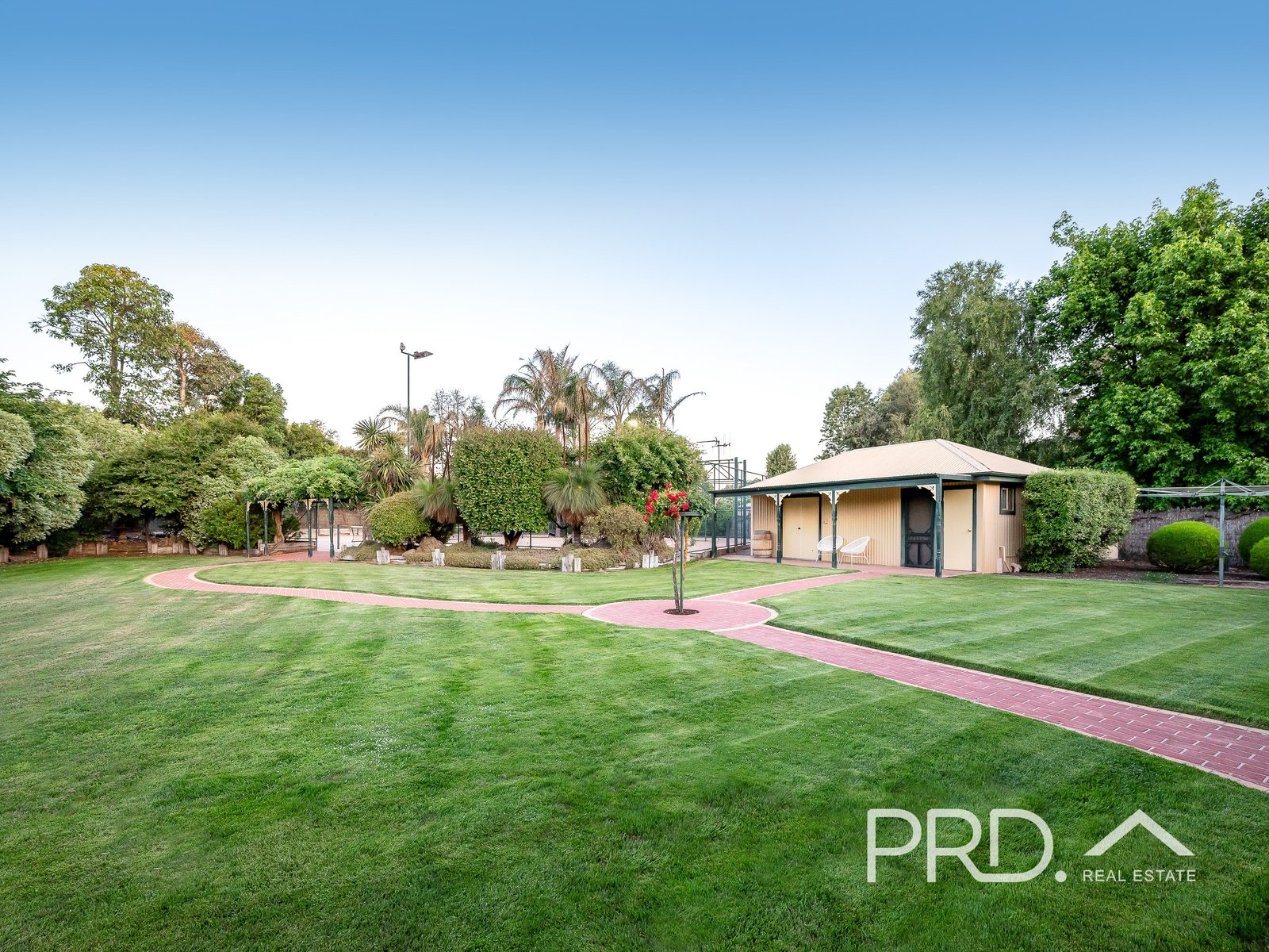 57 Arcadia Downs Drive KIALLA 17