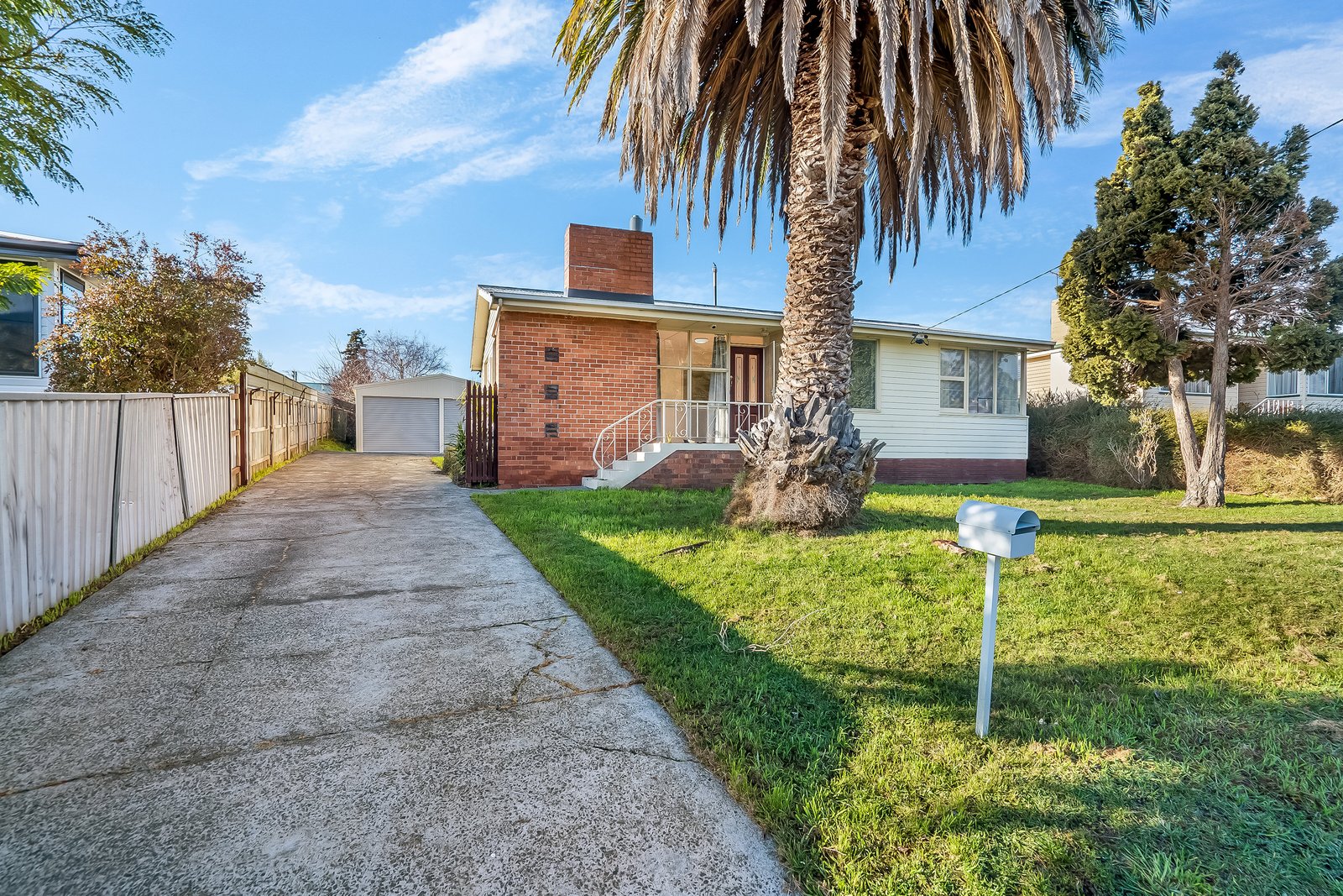 57 Arunta Crescent CHIGWELL 9