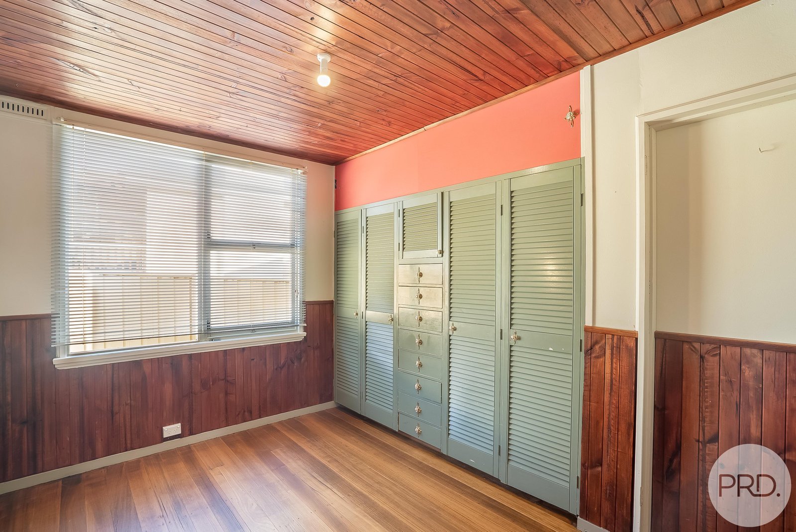 57 Arunta Crescent CHIGWELL 12