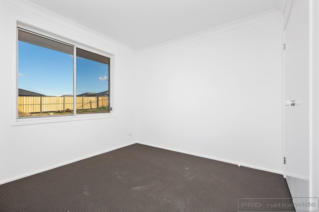 57 Billabong Parade CHISHOLM 8