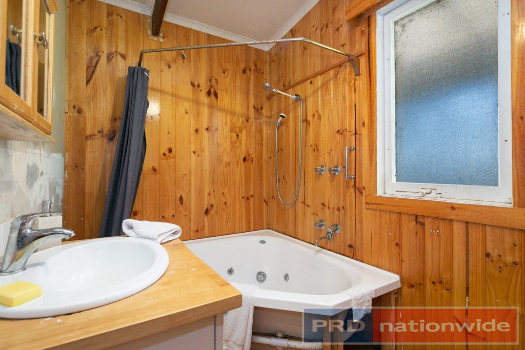 57 Briardale Avenue ENFIELD 7