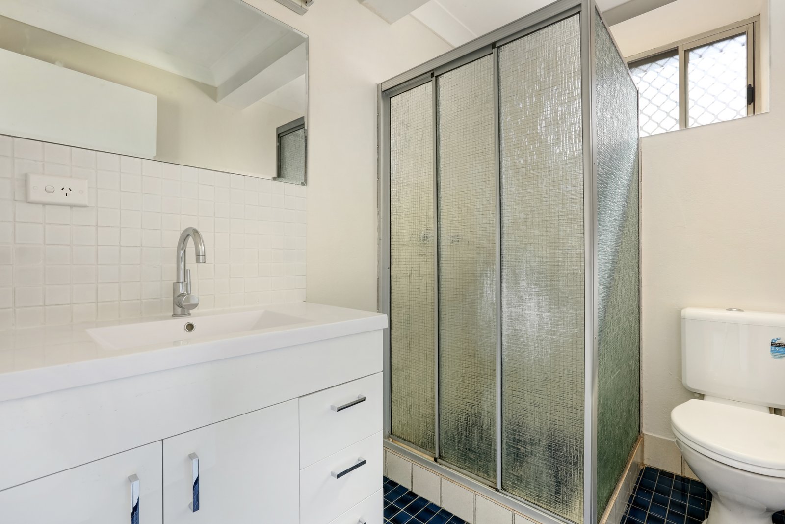 57 Bright Parade DAPTO 5