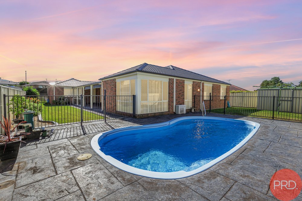 57 Budgeree Drive ABERGLASSLYN 3