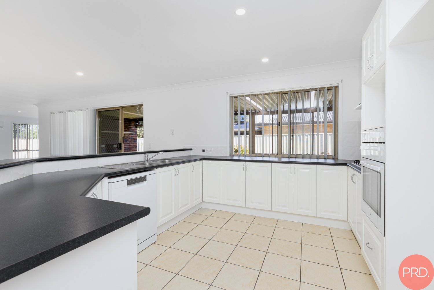 57 Budgeree Drive ABERGLASSLYN 9
