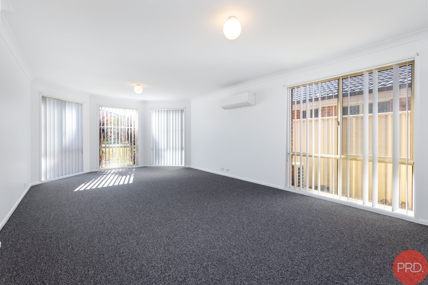 57 Budgeree Drive ABERGLASSLYN 16