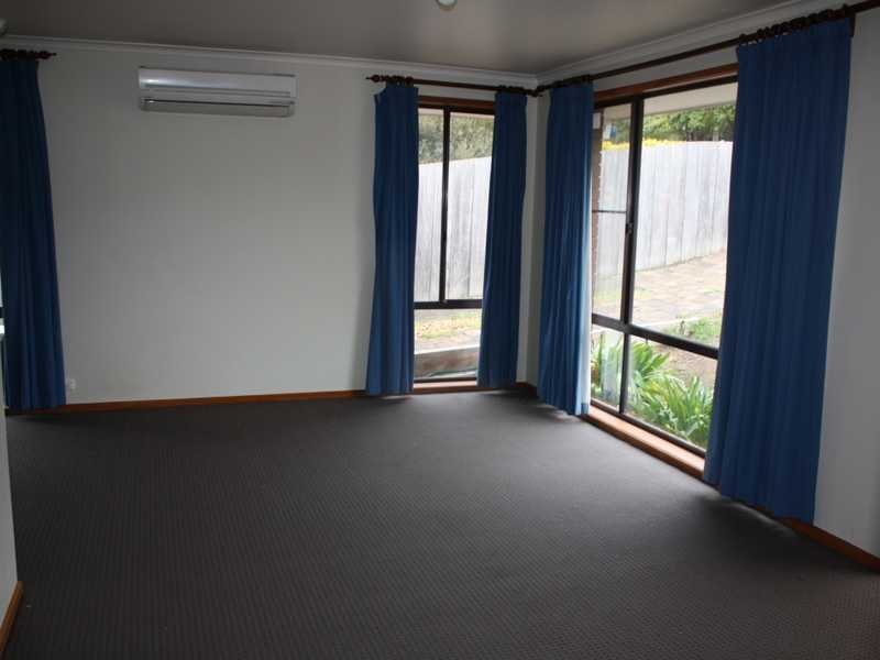 57 Clinton Road GEILSTON BAY 2