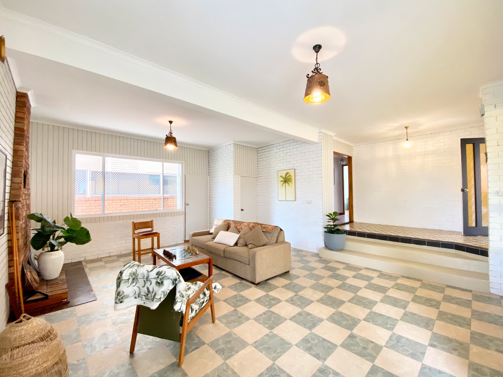 57 Corrie Parade CORLETTE 33