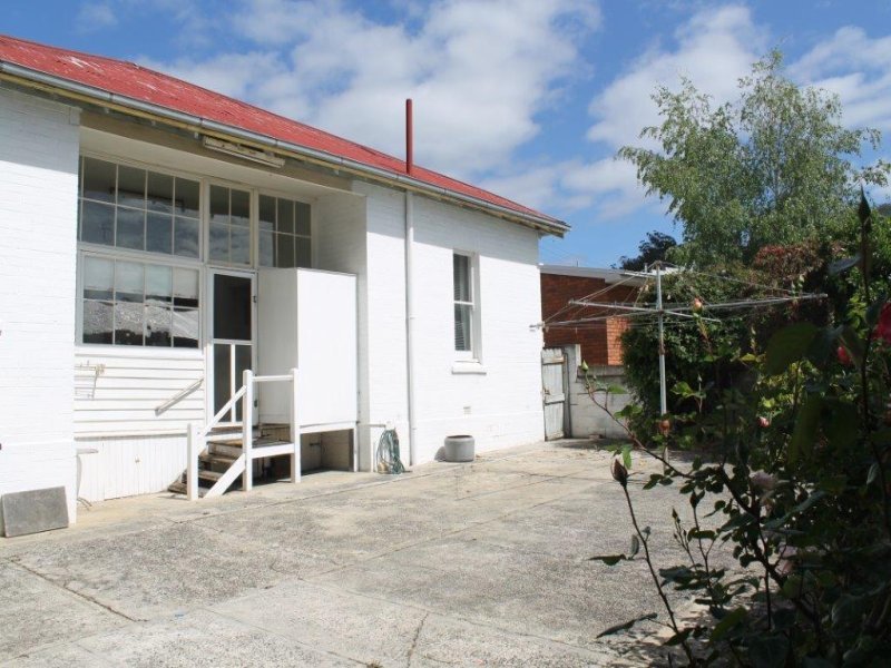 57 Darcy Street SOUTH HOBART 13