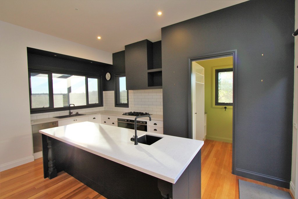 57 Ditchfield Road North YENDON 3