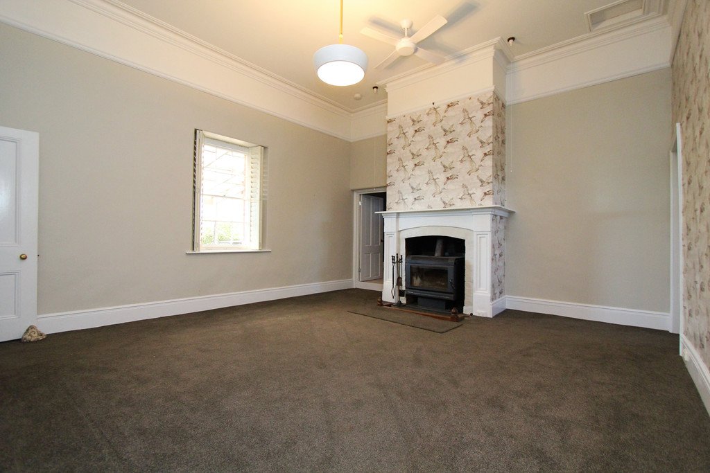 57 Ditchfield Road North YENDON 9