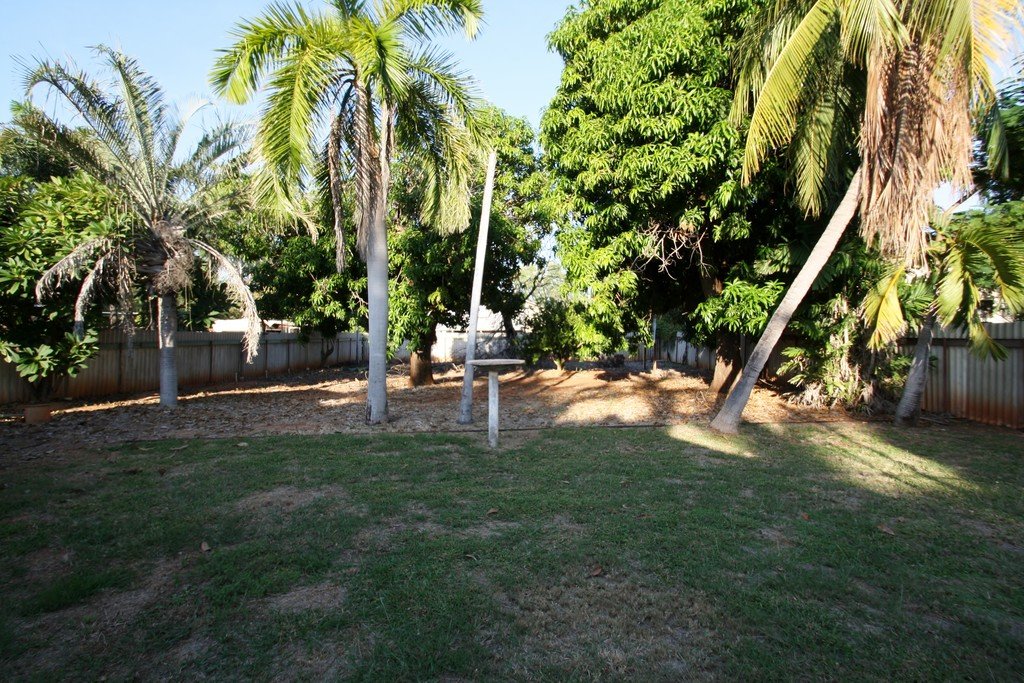 57 Dora Street BROOME 4