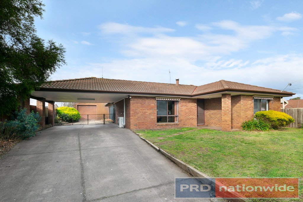 57 Edwards Street SEBASTOPOL 1