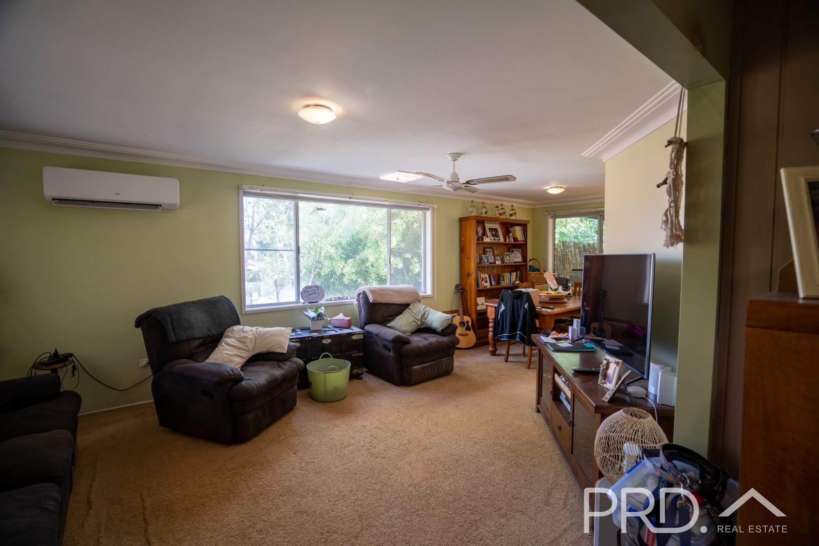 57 Elphick Street TUMUT 2