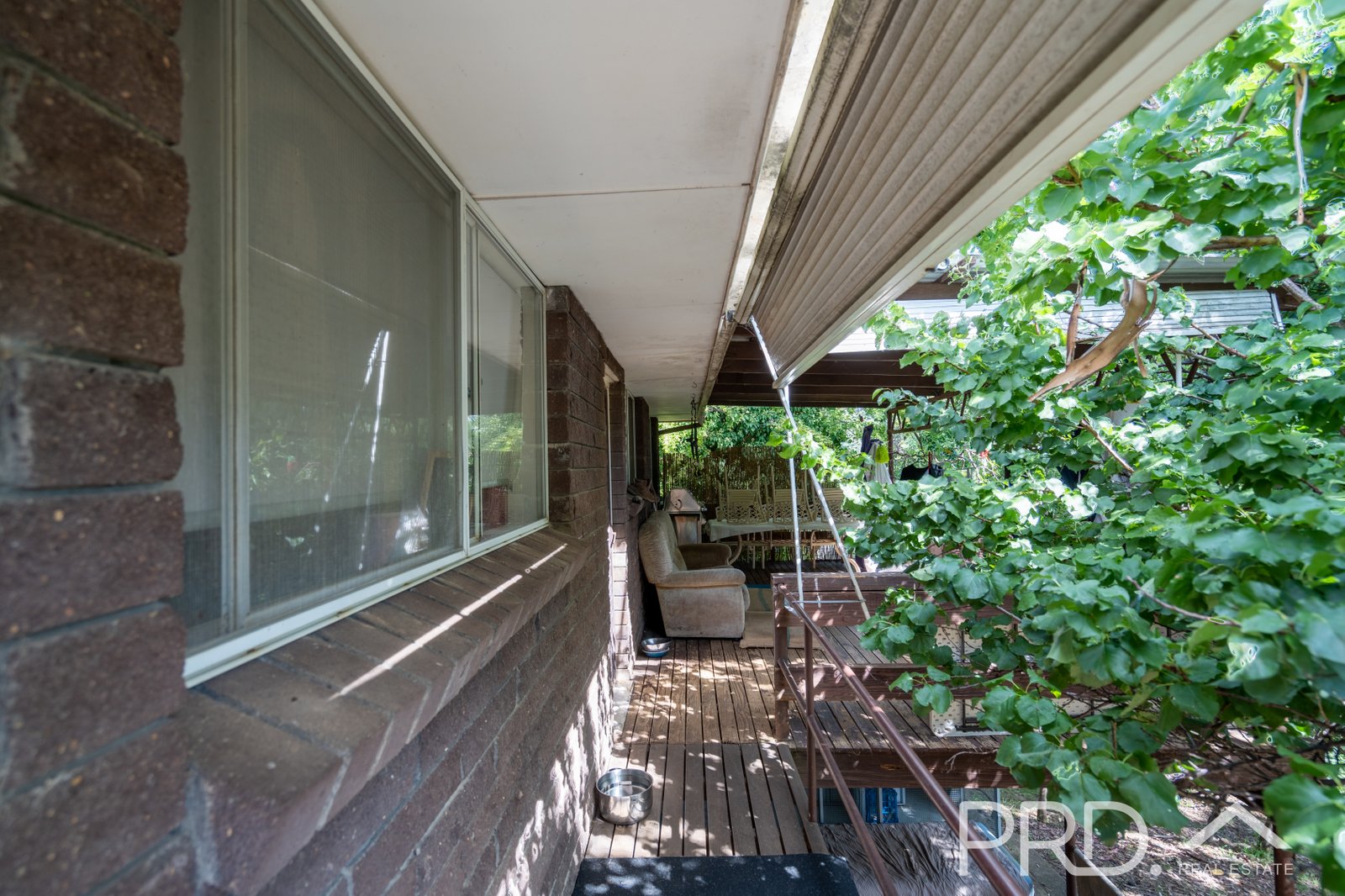 57 Elphick Street TUMUT 10