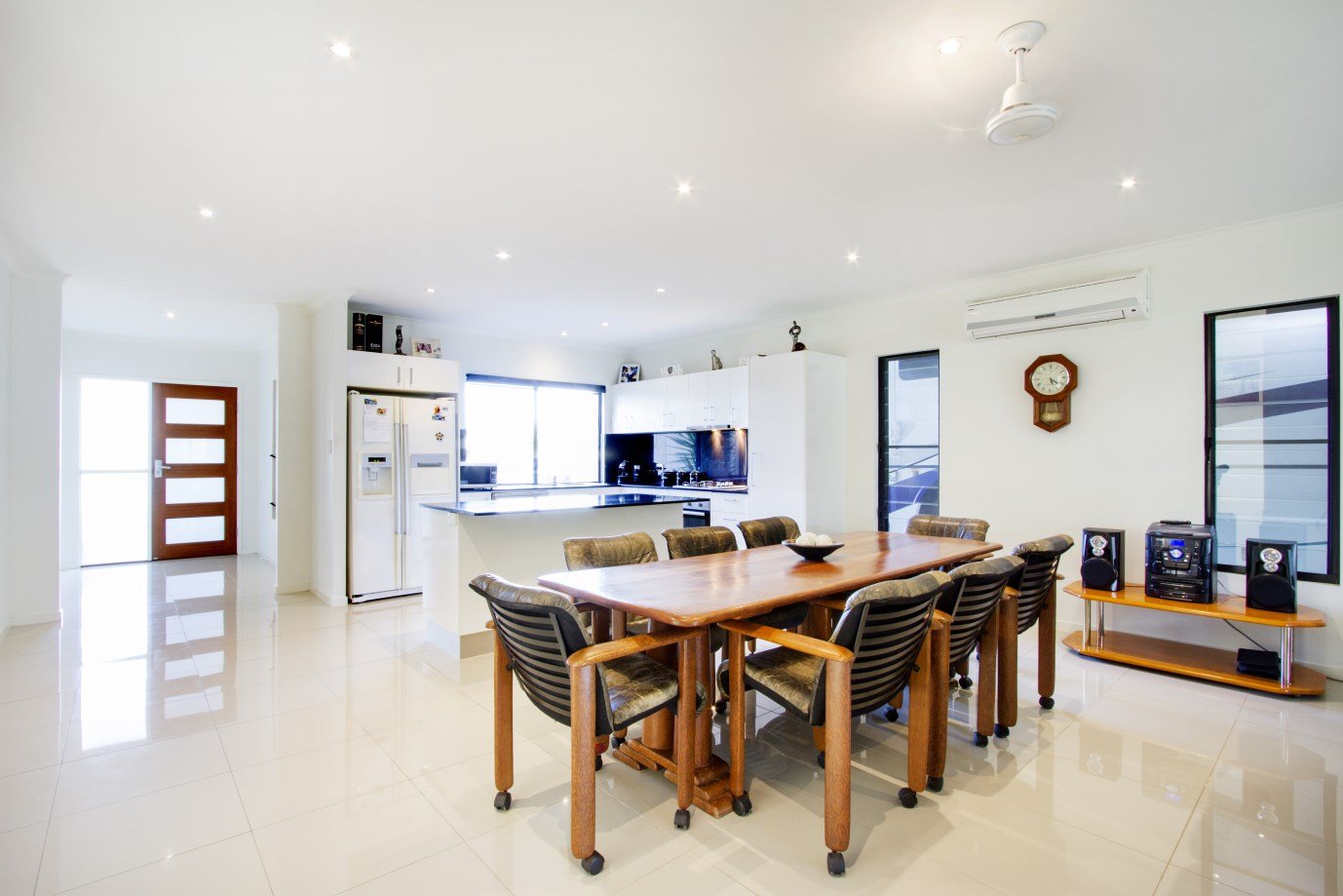 57 Endeavour Circuit CANNONVALE 2