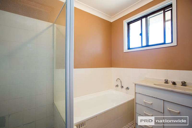 57 Evans Street TAMWORTH 4