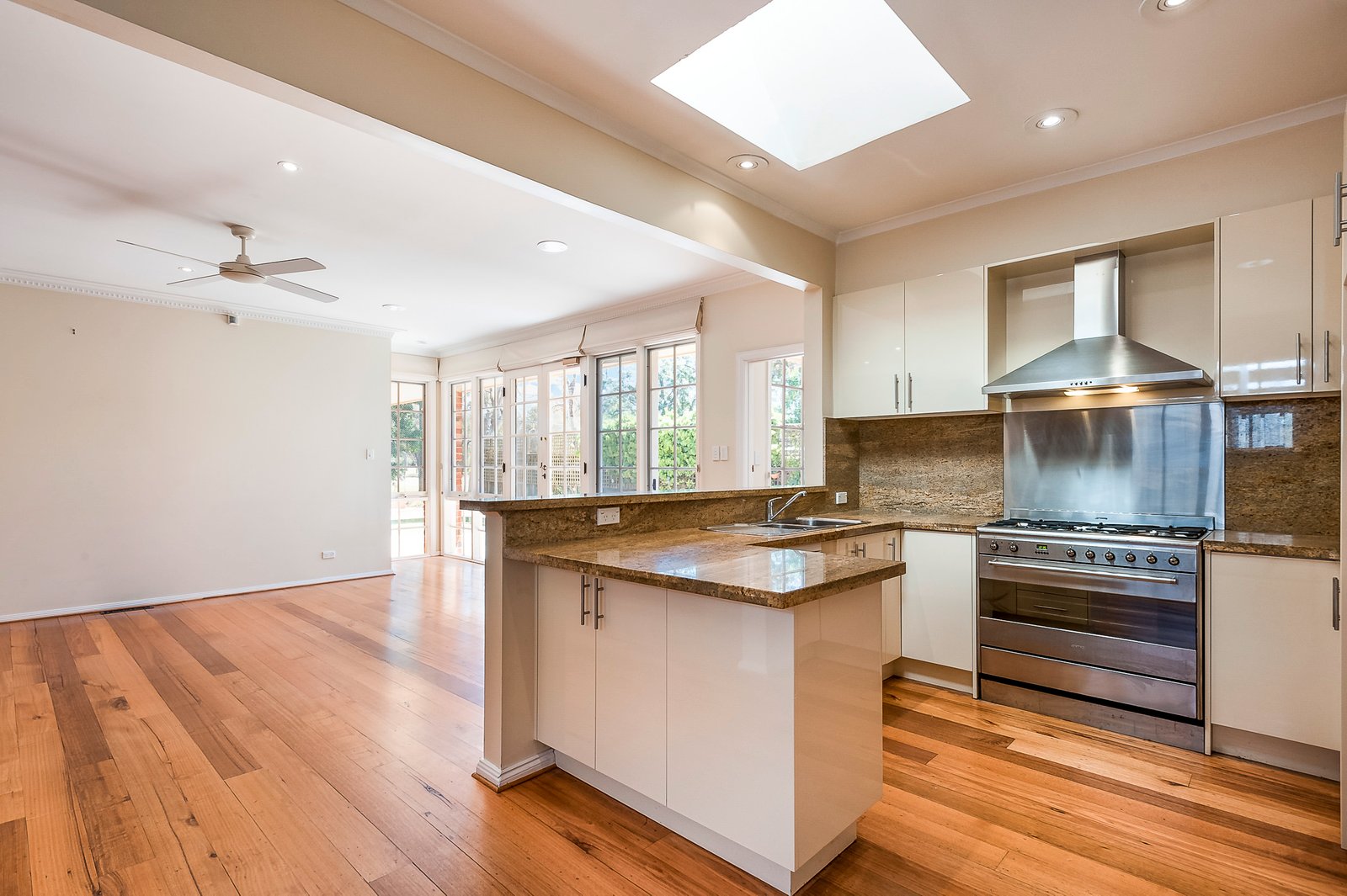 Gallery: 57 Glencairn Avenue