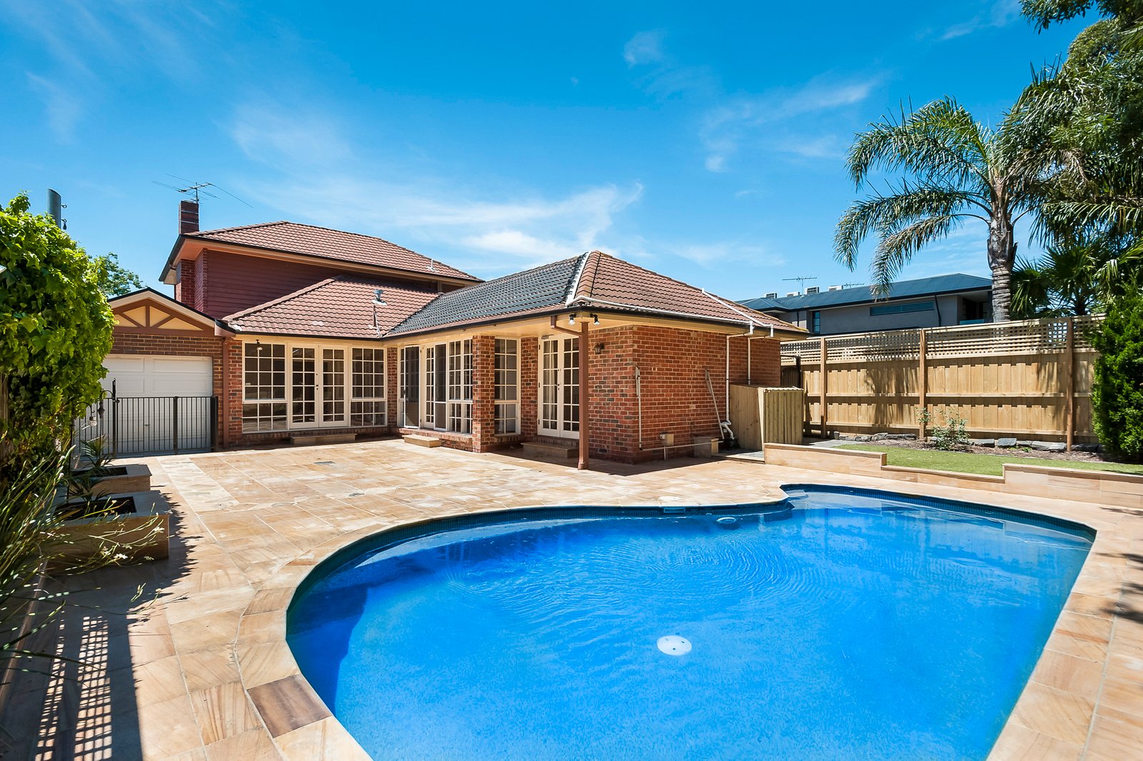 Gallery: 57 Glencairn Avenue