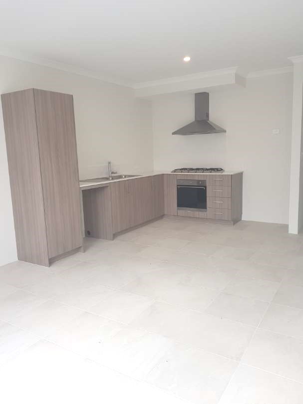 57 Hesperia Parade ELLENBROOK 2