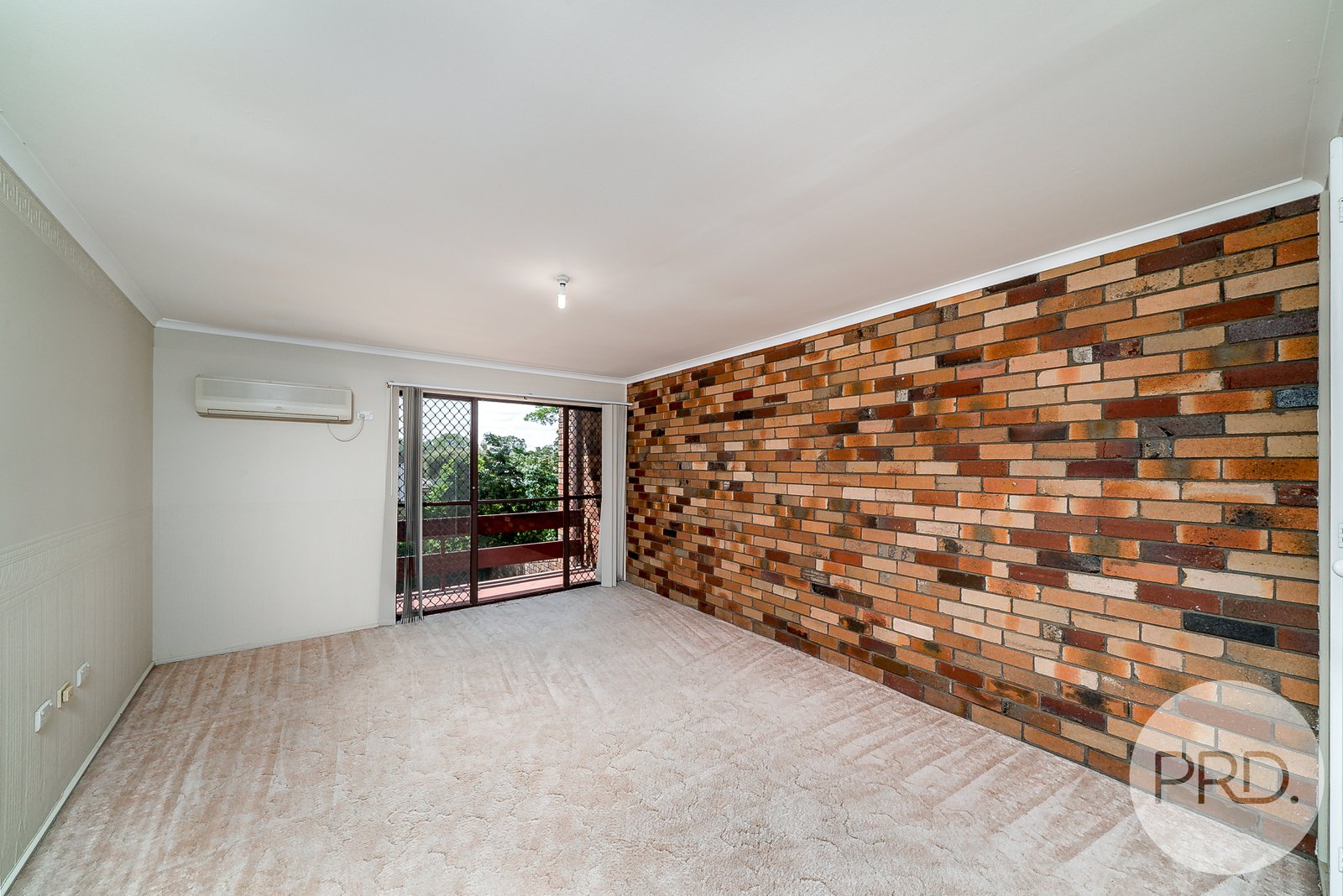 5/7 Jennifer Place WAGGA WAGGA 8