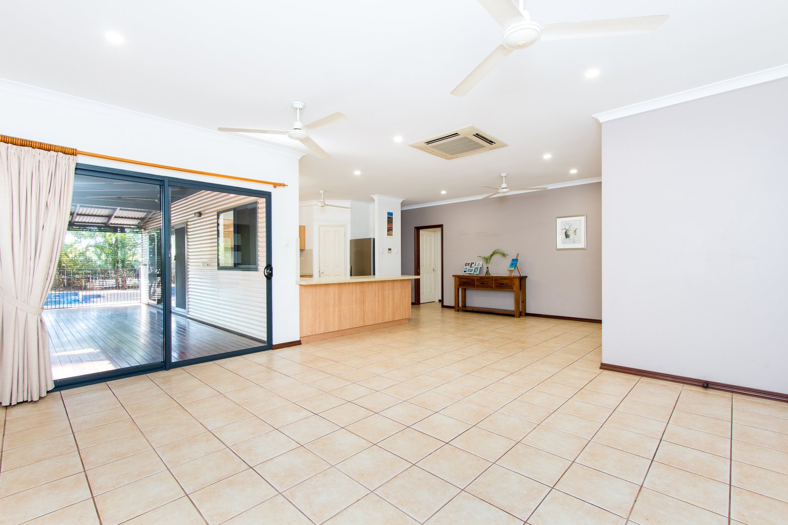 57 Kapang Drive CABLE BEACH 7