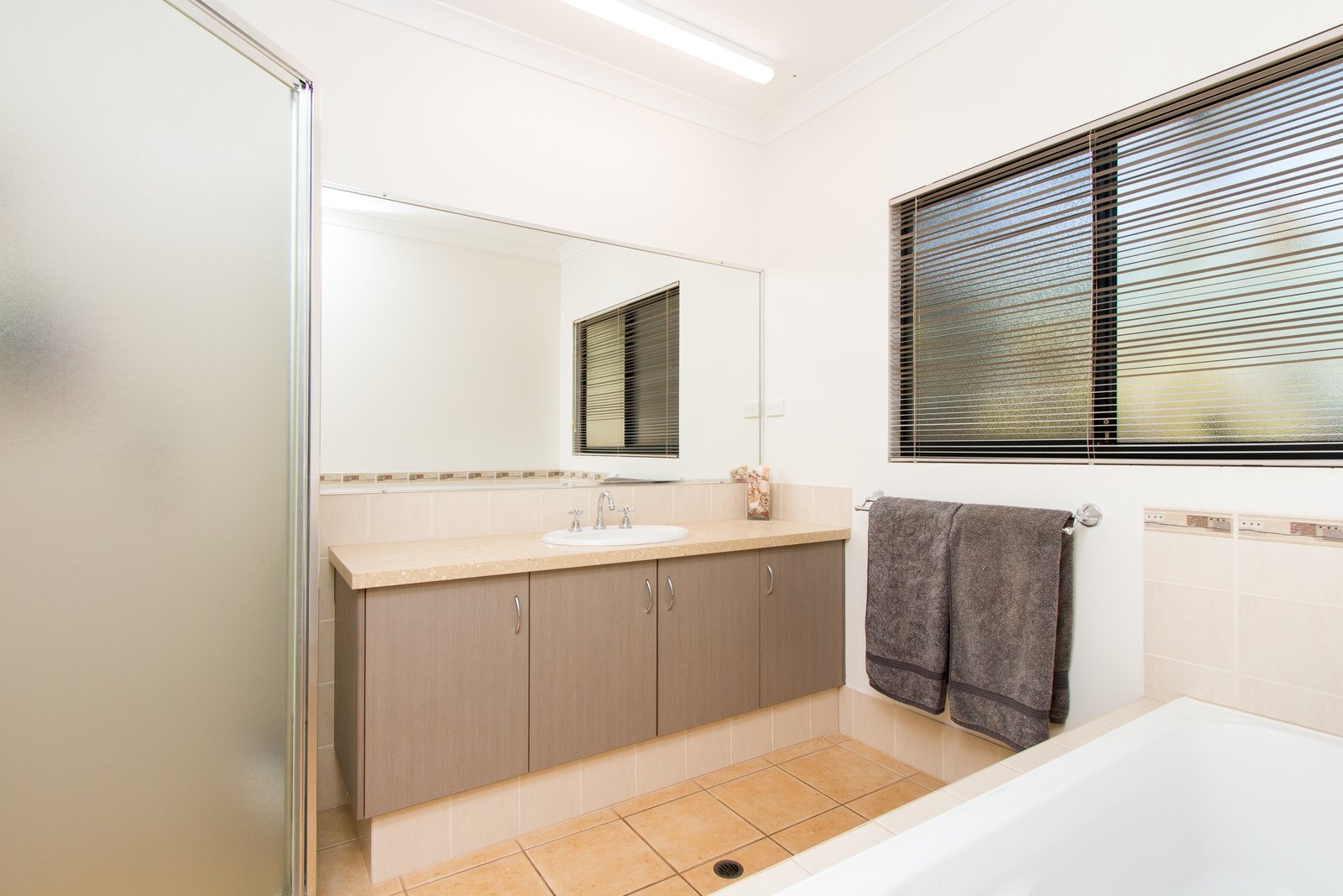 57 Kapang Drive CABLE BEACH 12