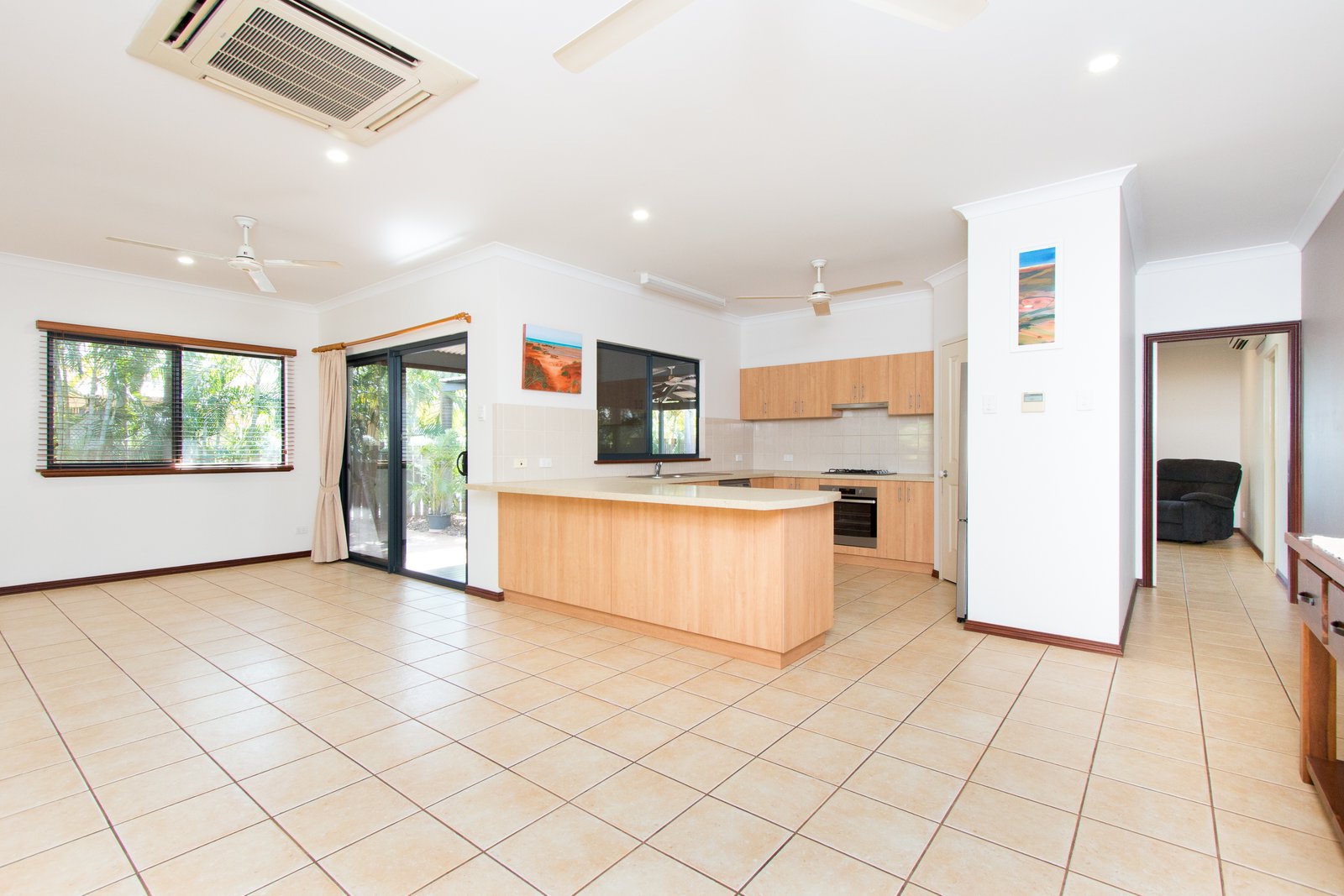 57 Kapang Drive CABLE BEACH 14