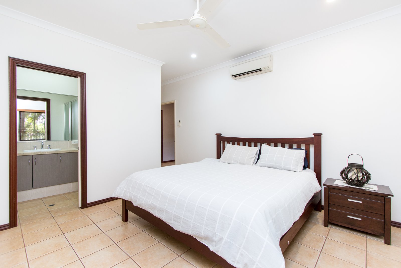 57 Kapang Drive CABLE BEACH 23
