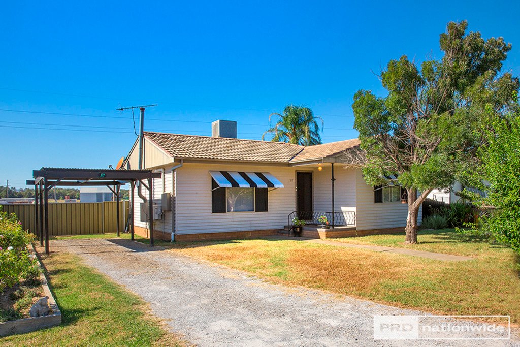 57 Kurrawan Street TAMWORTH 1