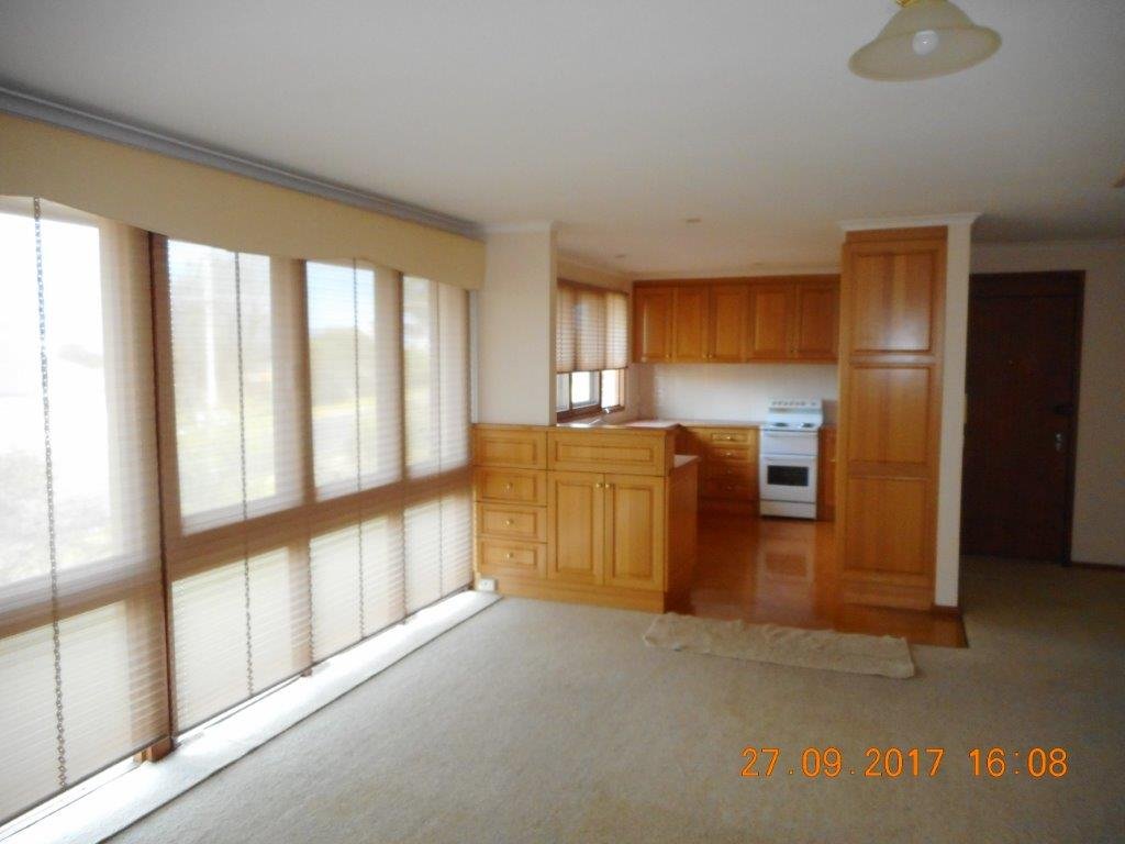 57 Lambie Street TUMUT 5